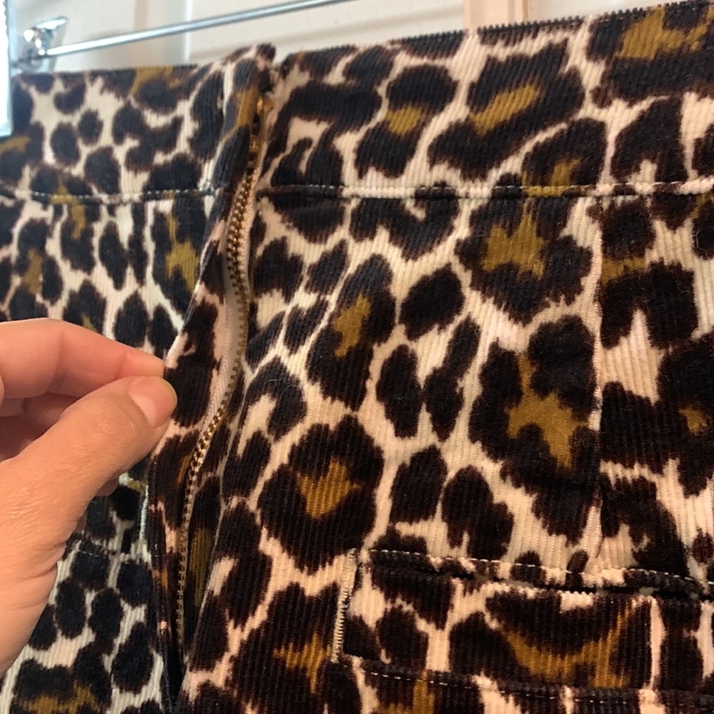 NWT J. Crew Corduroy Animal Print Mini Skirt w/Buckle Size 0 Black/Brown - Picture 11 of 15